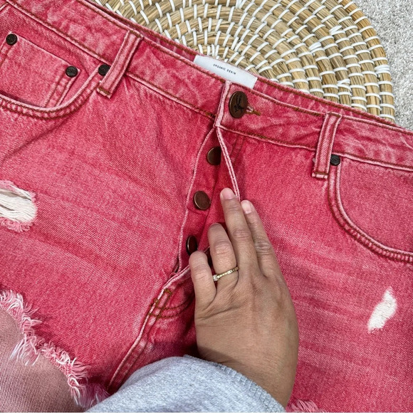 One Teaspoon Junkyard Relaxed Mini Denim Skirt Distressed in Organic Red Size 28 - Picture 9 of 13